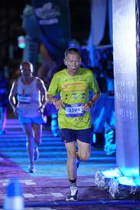 BIB: 3504
                            <button type="button" onclick="openModal(26222532)" class="btn btn-primary btn-sm float-right btn-popup" data-toggle="modal" data-target=".modal-high-quality">
                        <i class="fas fa-shopping-cart"></i> Add to Cart
                    </button>
                                            <button type="button" onclick="isThisMe(26222532, true)" class="btn btn-success btn-sm float-right btn-popup btn-isme hidden" data-toggle="tooltip" data-placement="bottom" title="นี่คือรูปของคุณใช่ไหม คลิกที่นี่เพื่อเอาเข้าอัลบั้ม">
                        <i class="fas fa-plus"></i> Add to album
                    </button>
                    <button type="button" onclick="isThisMe(26222532, false)" class="btn btn-warning btn-sm float-right btn-popup btn-isnotme hidden">
                        <i class="fas fa-ban"></i> Remove from album
                    </button>